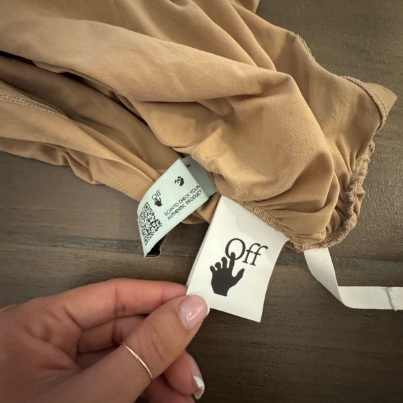 Off-White top - Picture 4 of 6